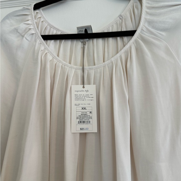 Universal Thread Cream Blouse - Picture 2 of 3